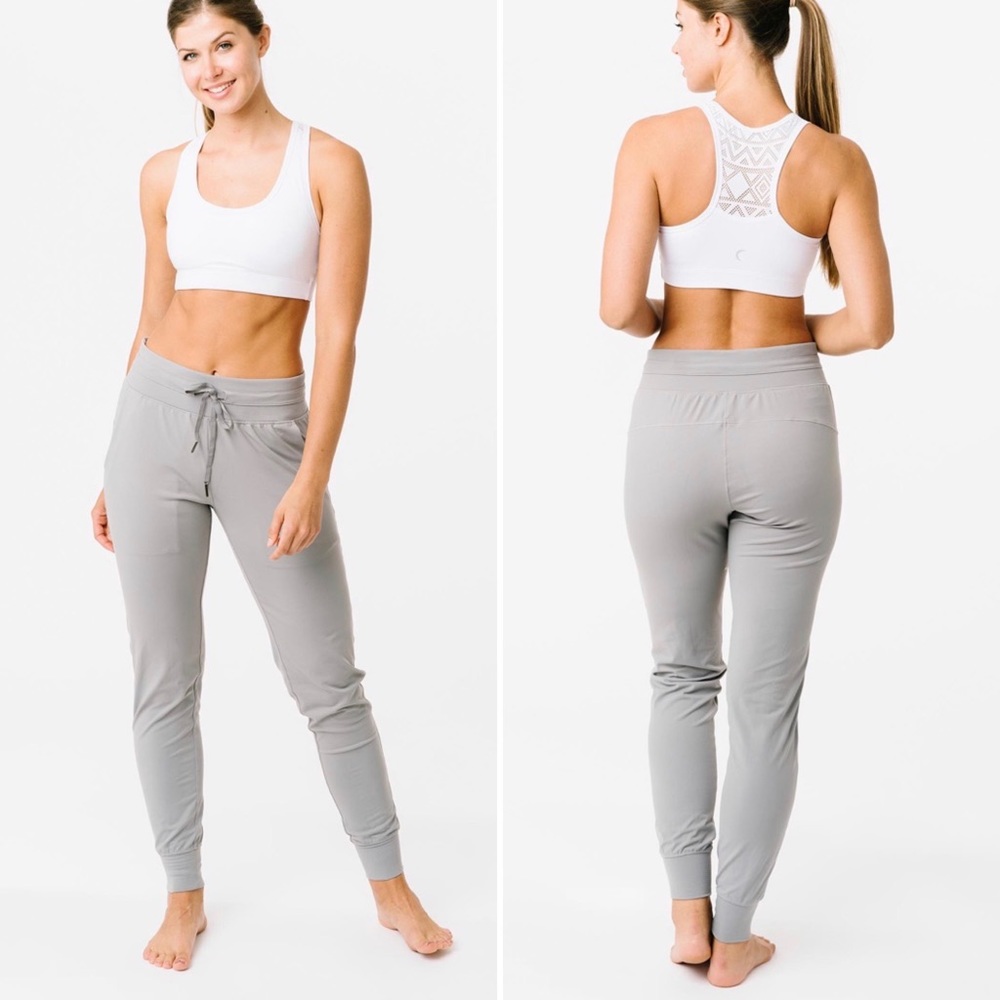 Zyia Active Heathered Gray Ascend Joggers Size Small